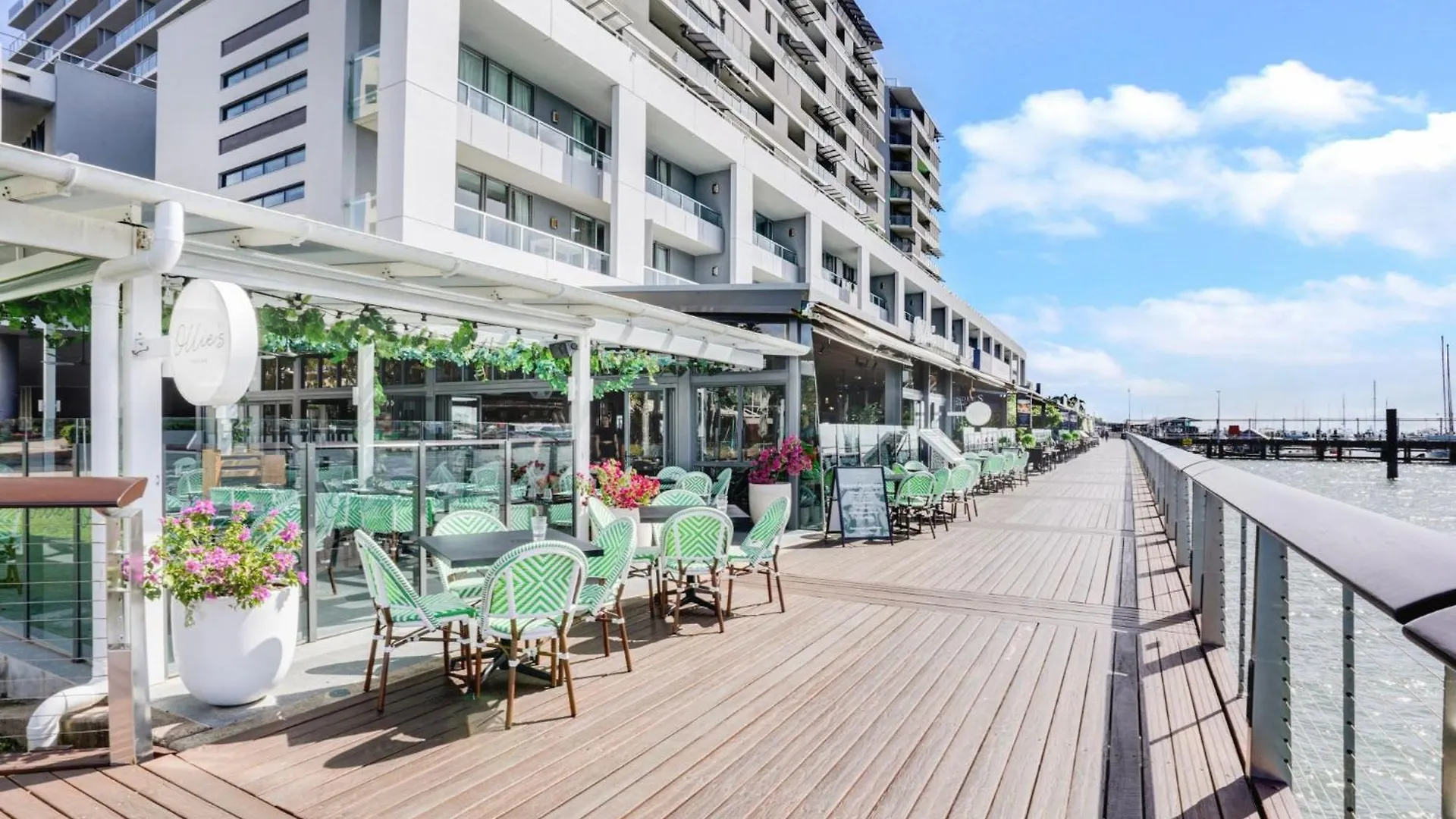 903 Harbour Lights With Ocean Views Apartamento Cairns Austrália